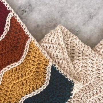 Stylish Crochet Waves Blankets