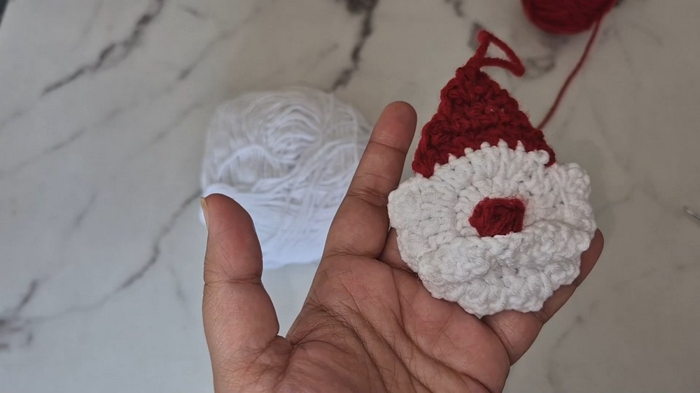 Crochet Santa Claus Ornaments