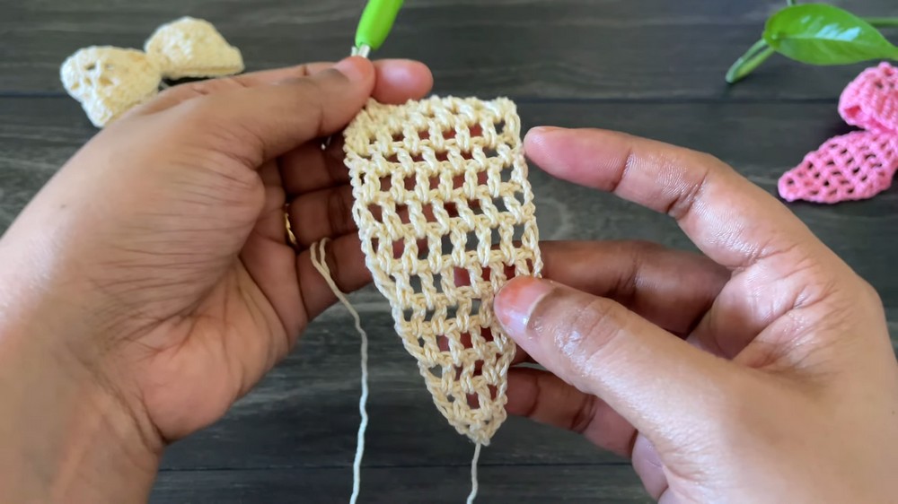 Crochet Bow Hair Clip