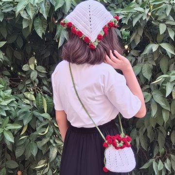 Crochet Rose Bandana And Pouch 3