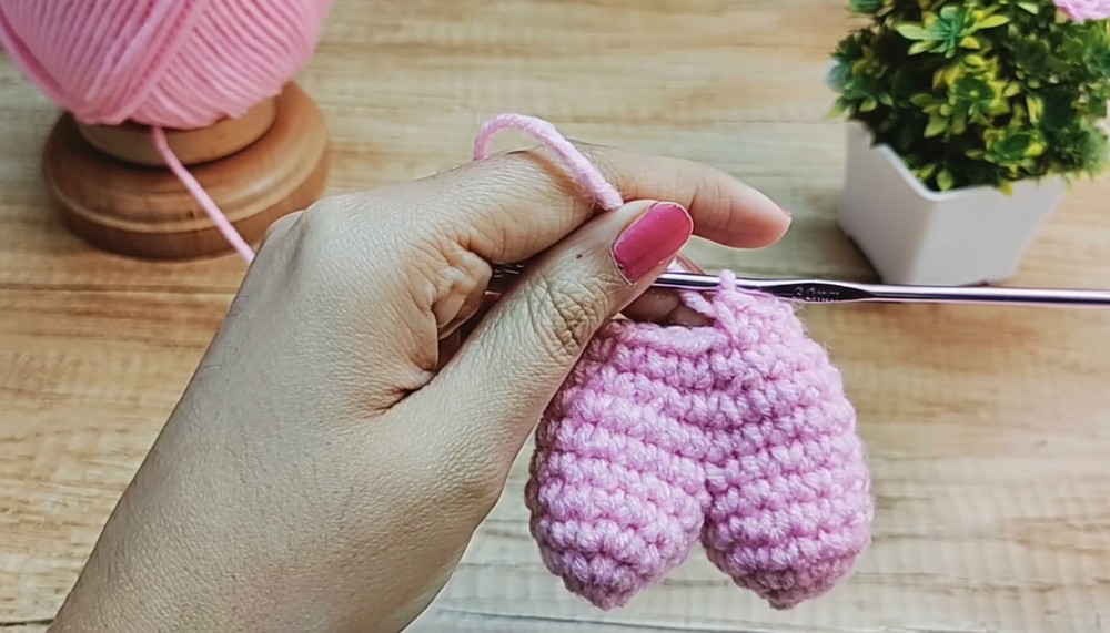 Crochet Heart Keychain