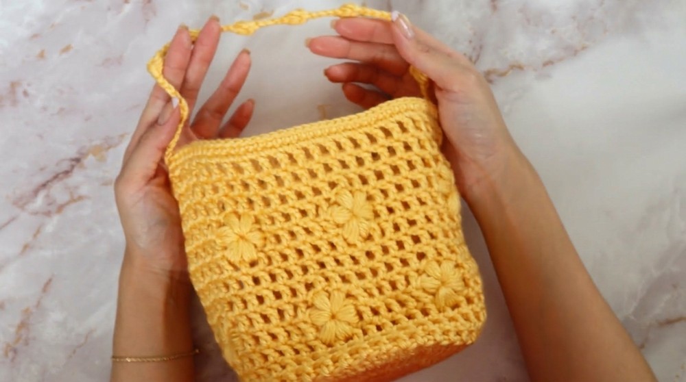 Crochet Flower Mesh Bag