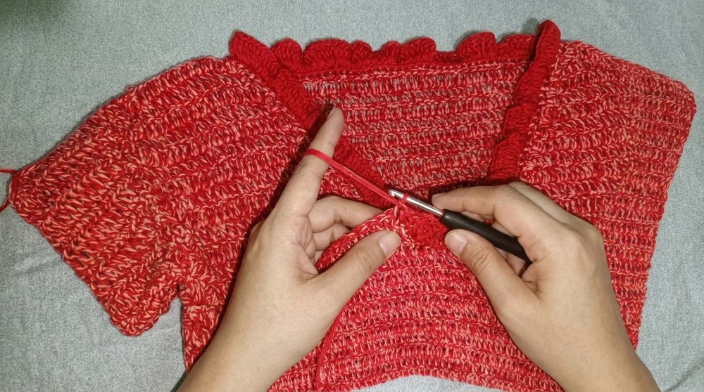 Crochet Off Shoulder Ruffled Top