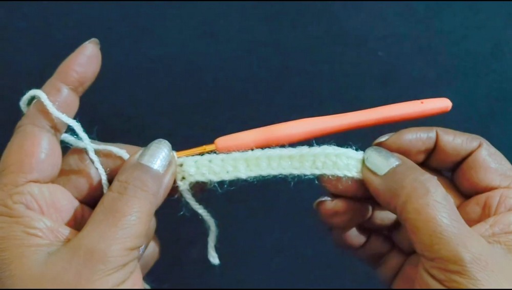 Crochet Mini Rose Bouquet Keychain