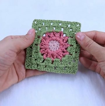 Crochet Granny Square Flower