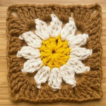 Crochet Daisy Granny Square