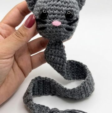 Crochet Cat Bookmark Pattern