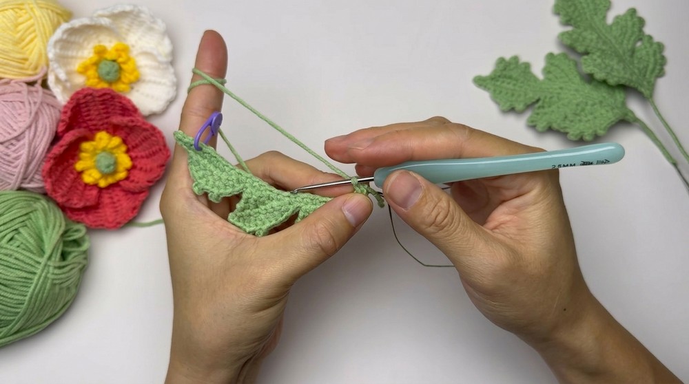 Crochet Poppy Flower Pattern