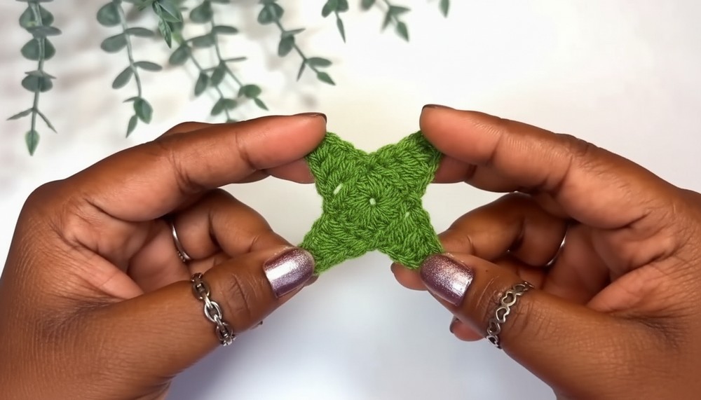 Crochet Rose Flower Pattern