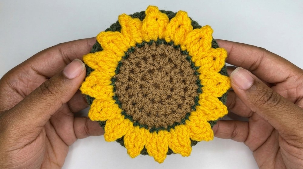 Crochet Sunflower Pouch Pattern