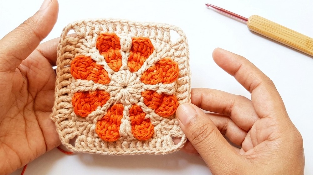 Crochet Flower Granny Square