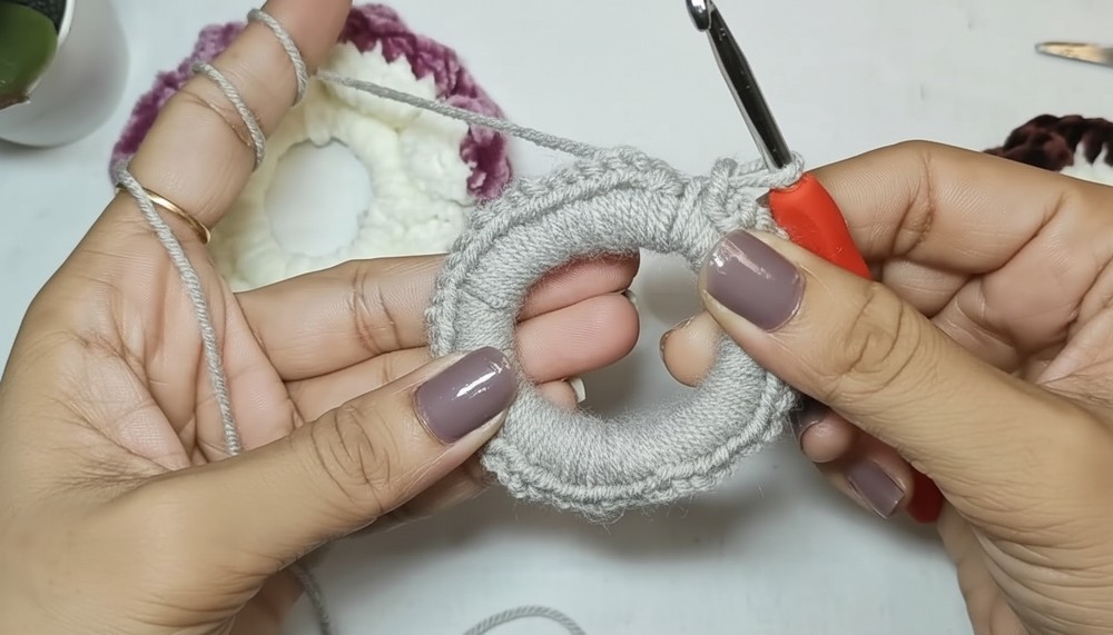 Crochet Scrunchie Pattern