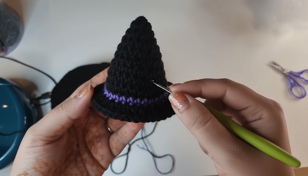 Crochet Baby Ghost Halloween Pattern