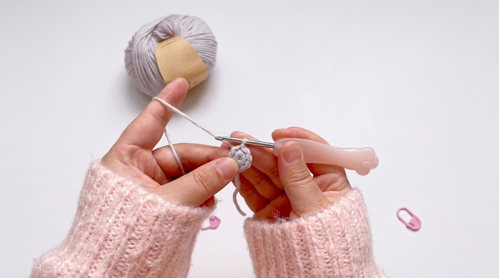 Crochet Half Moon Granny Pouch Pattern