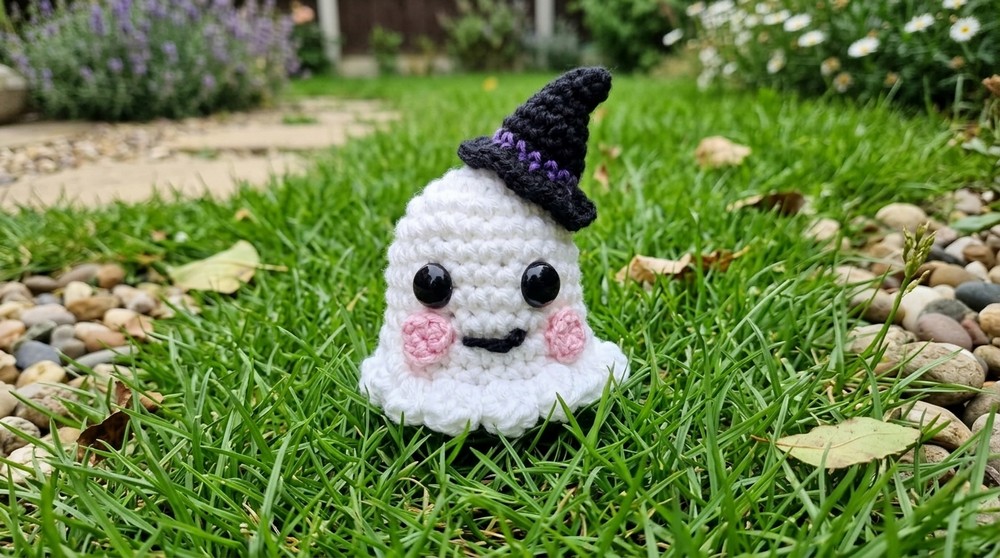 Crochet Baby Ghost Halloween Pattern