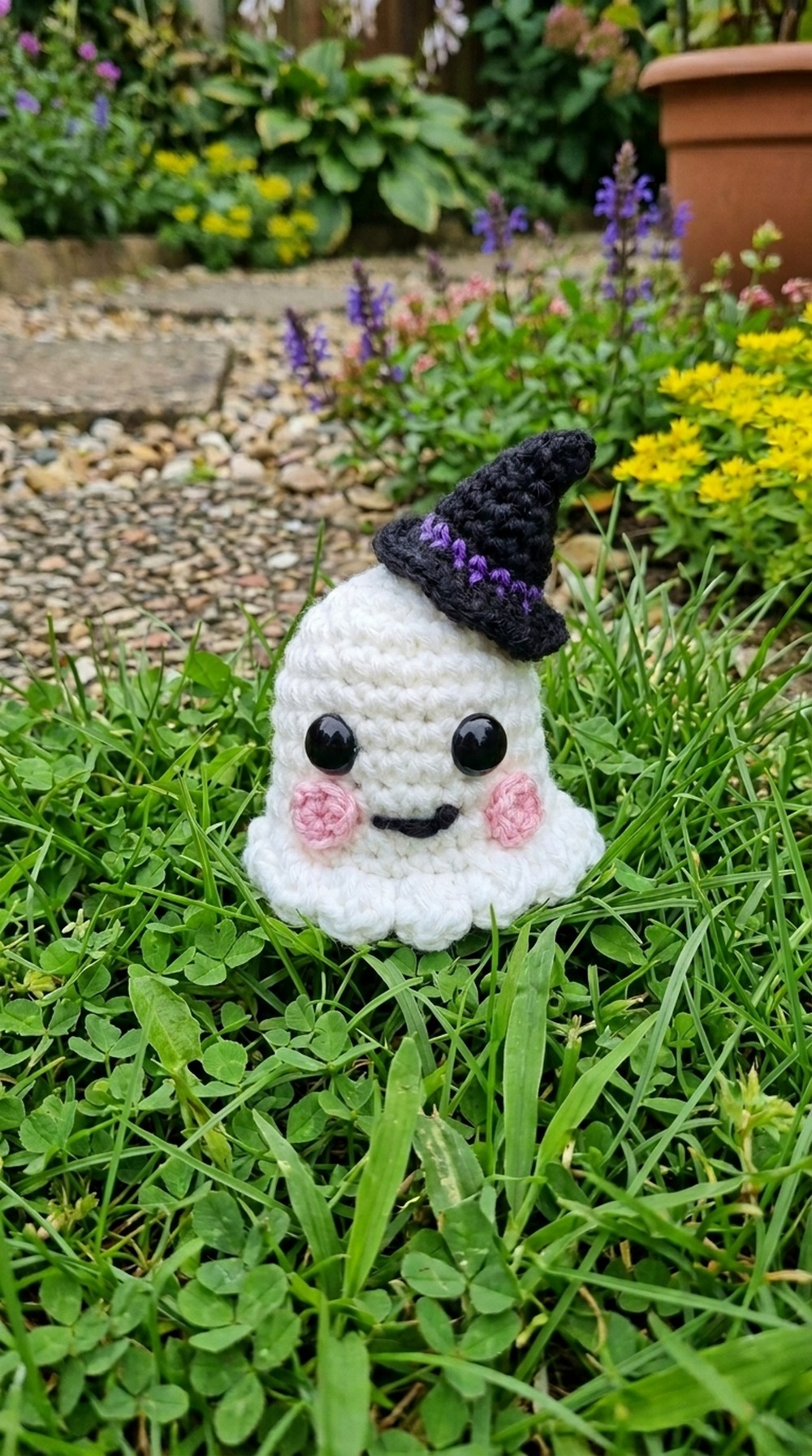 Crochet Baby Ghost Halloween Pattern