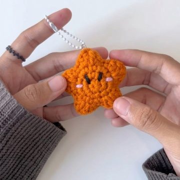 Crochet Star Keychain Pattern