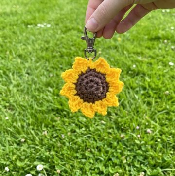 Crochet Sunflower Keychain Pattern